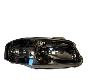 Farol Gol/Parati/Saveiro G4 2006 a 2010 (M.Negra c/ Aplique Cromado) Lado Direito MEHIAO