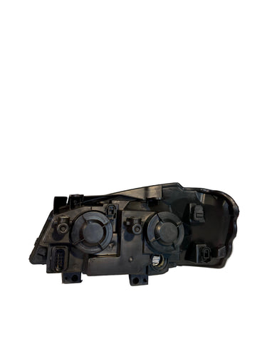 Farol Golf 2008 a 2013 (Máscara Negra) Lado Direito R-Tech