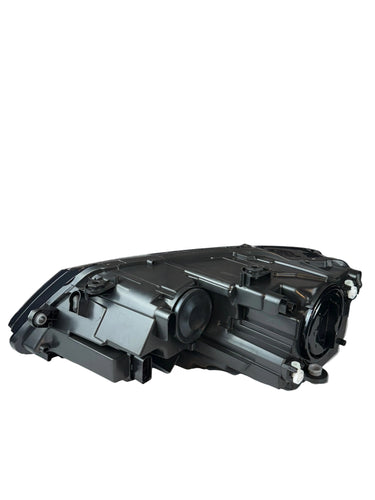 Farol Jetta Halogênio 2011 a 2017 Lado Direito SRC